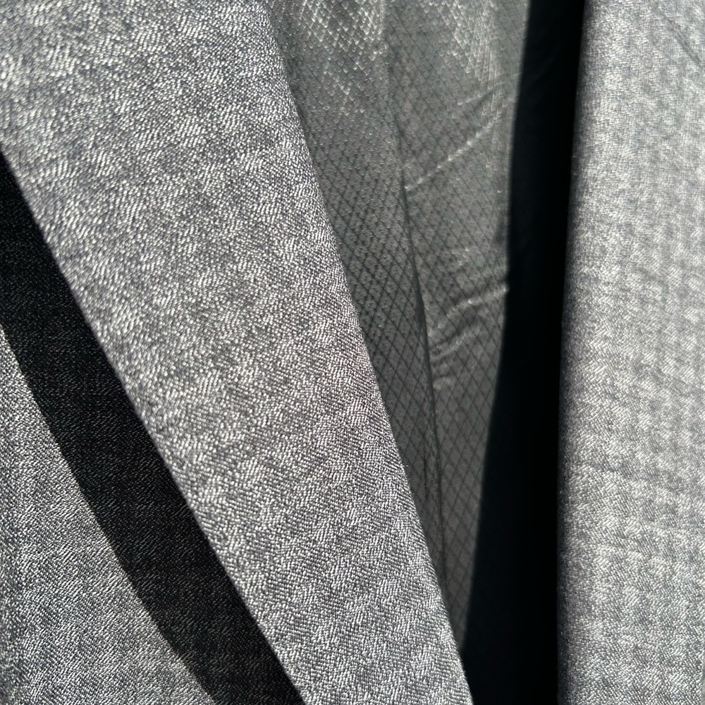 Hugo Boss grey check sport coat / blazer 44R